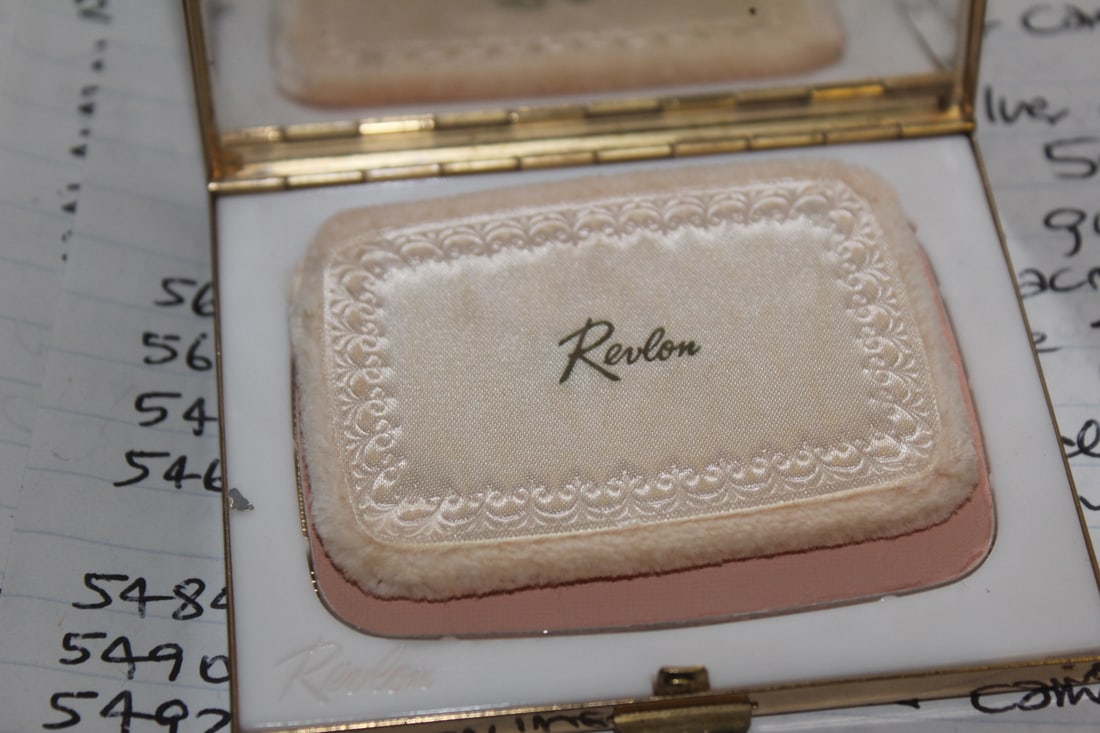 Revlon Compact - 3