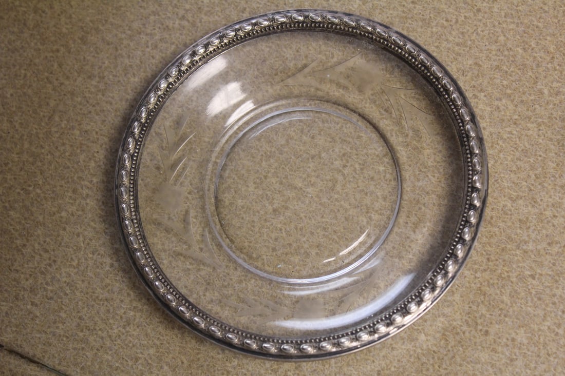 Sterling Silver Rim Etched Glass Plate: 6" in diameter