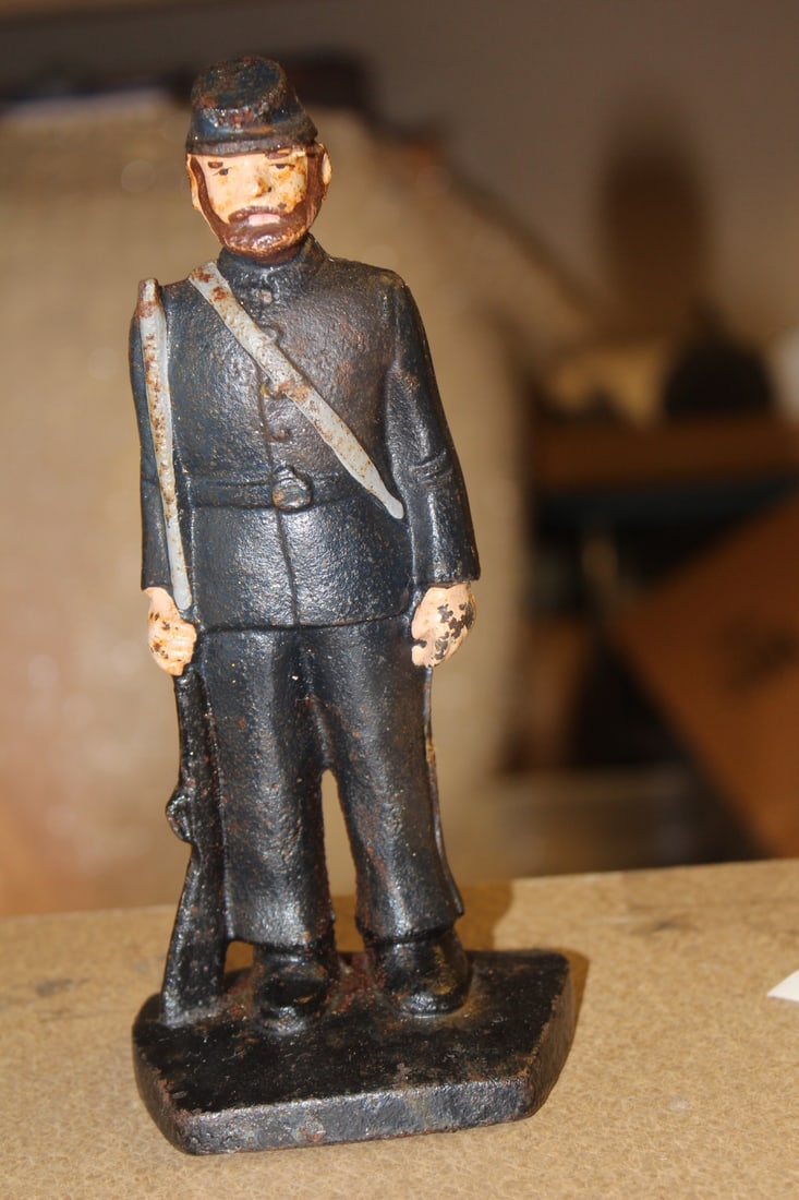 Cast Iron Soldier: 7 1/2" tall