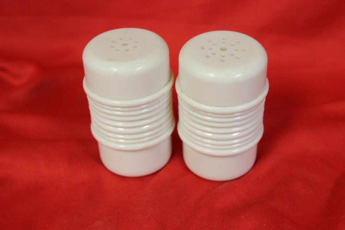 Set of Two Salt and Pepper Shakers: 3" tall