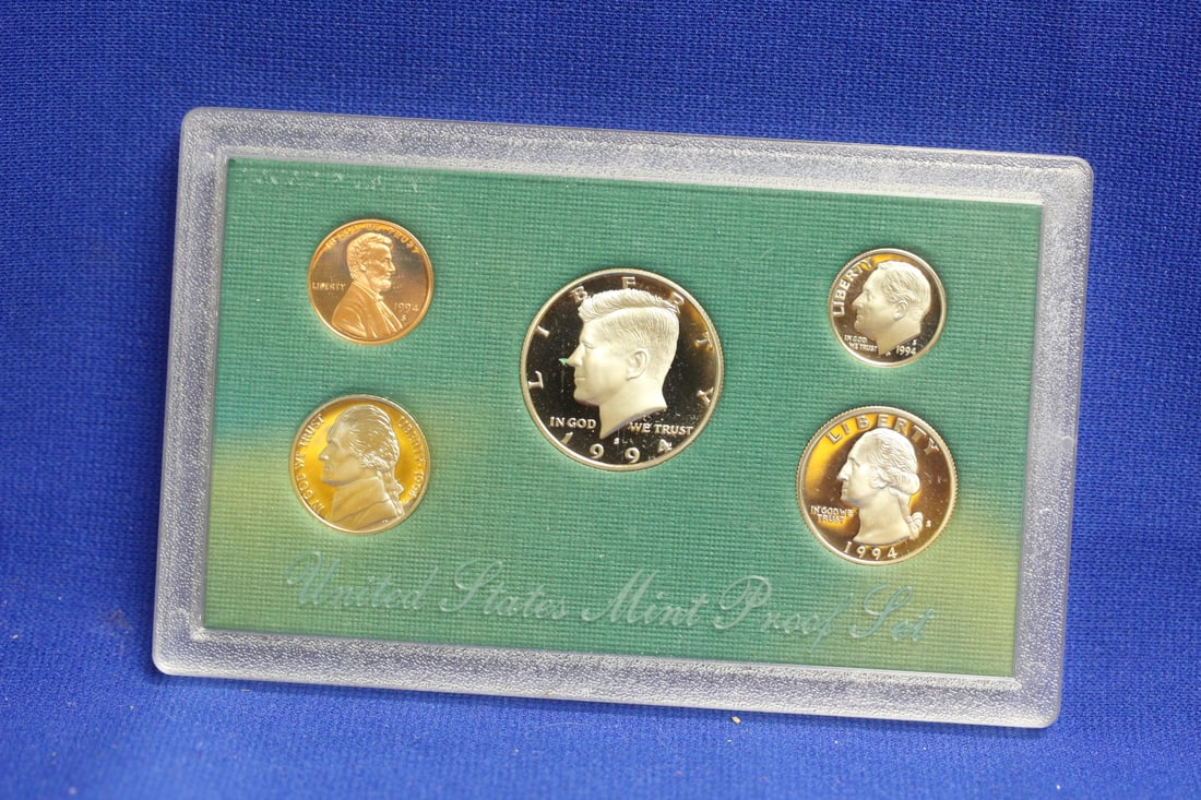 A 1994 US Mint Proof Set: as shown