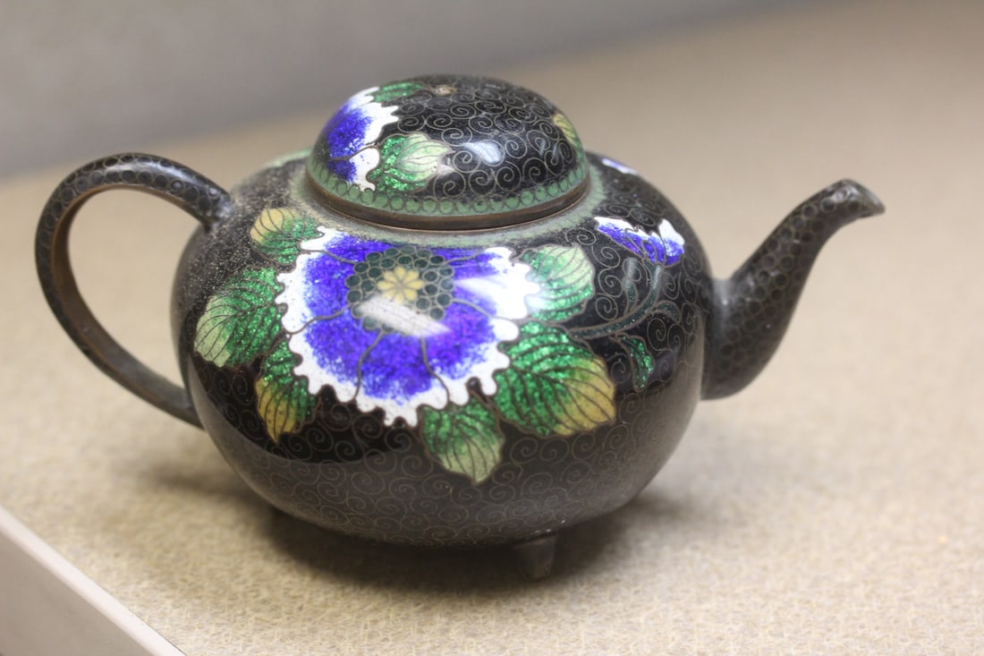 Antique Japanese Cloisonne Teapot: 19th century - please note: missing finial - approximately 6" across