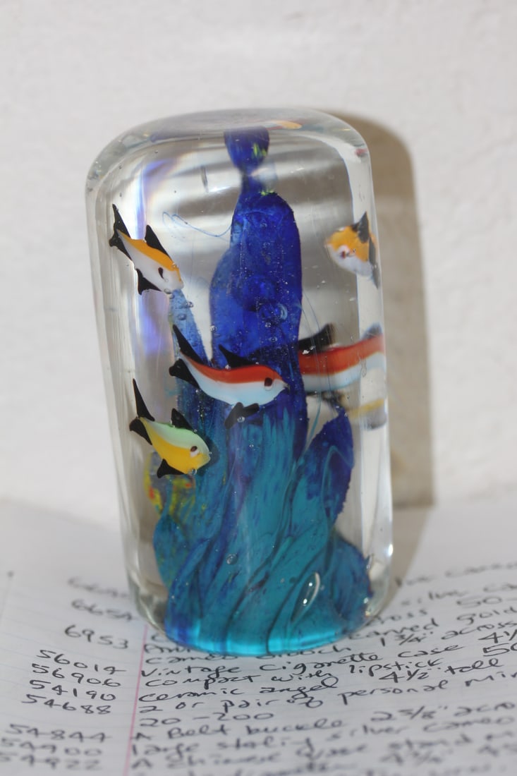 Art Glass Fish Paperweight: 4 1/2" tall