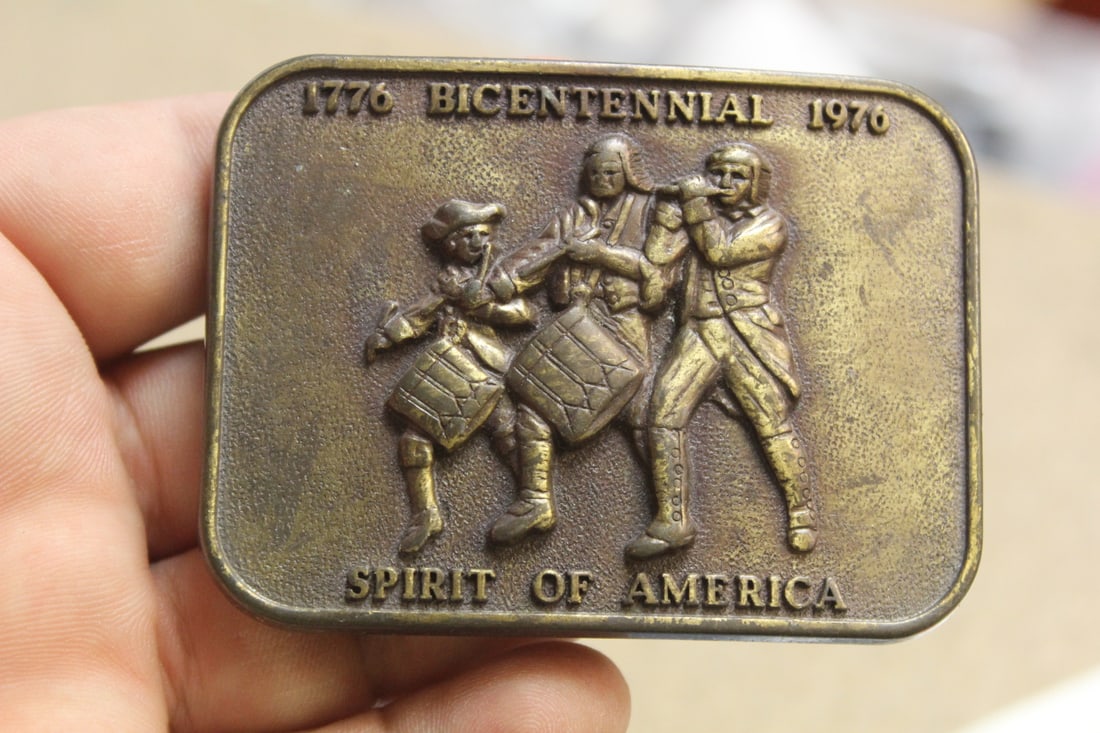 Bicentennial Belt Buckle Spirit of America: 1776-1976