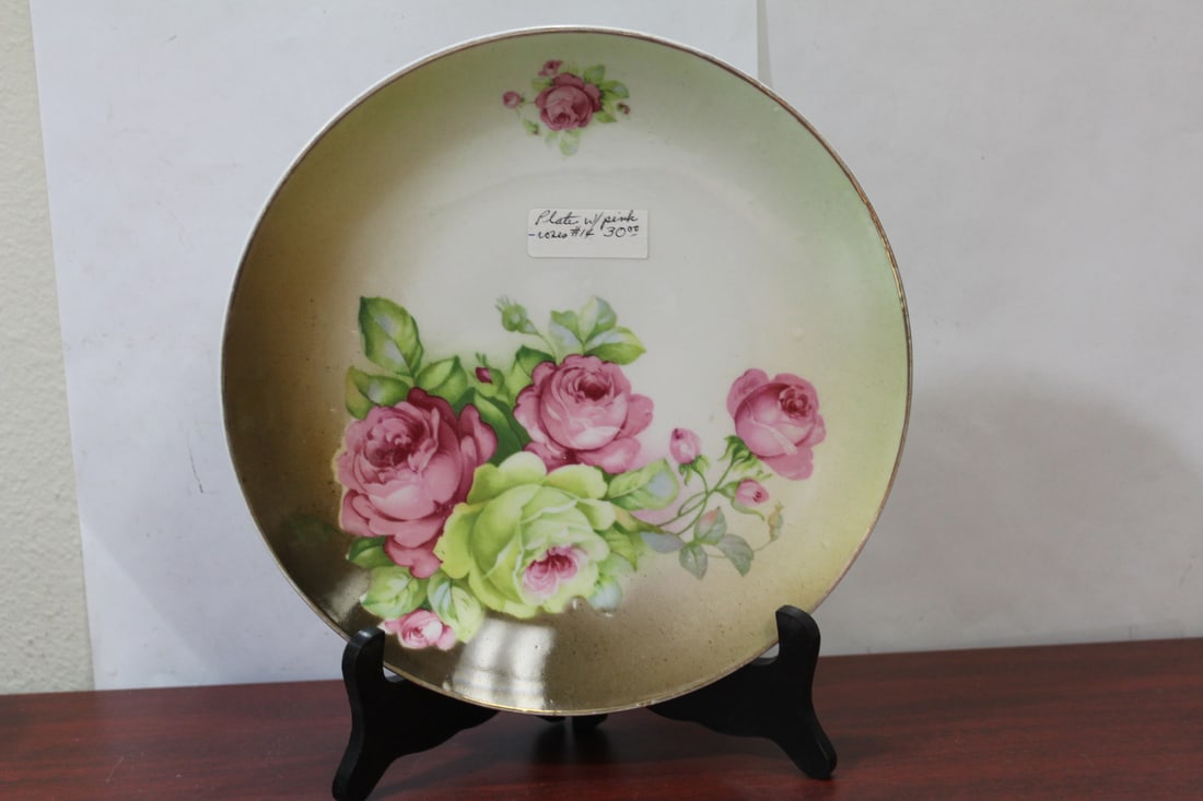 A Vintage Porcelain Floral Plate: handpainted - 9 3/8" in diameter