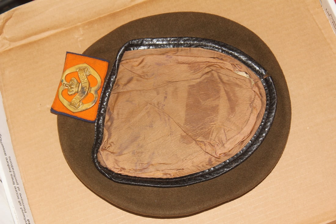 Military Beret: as shown