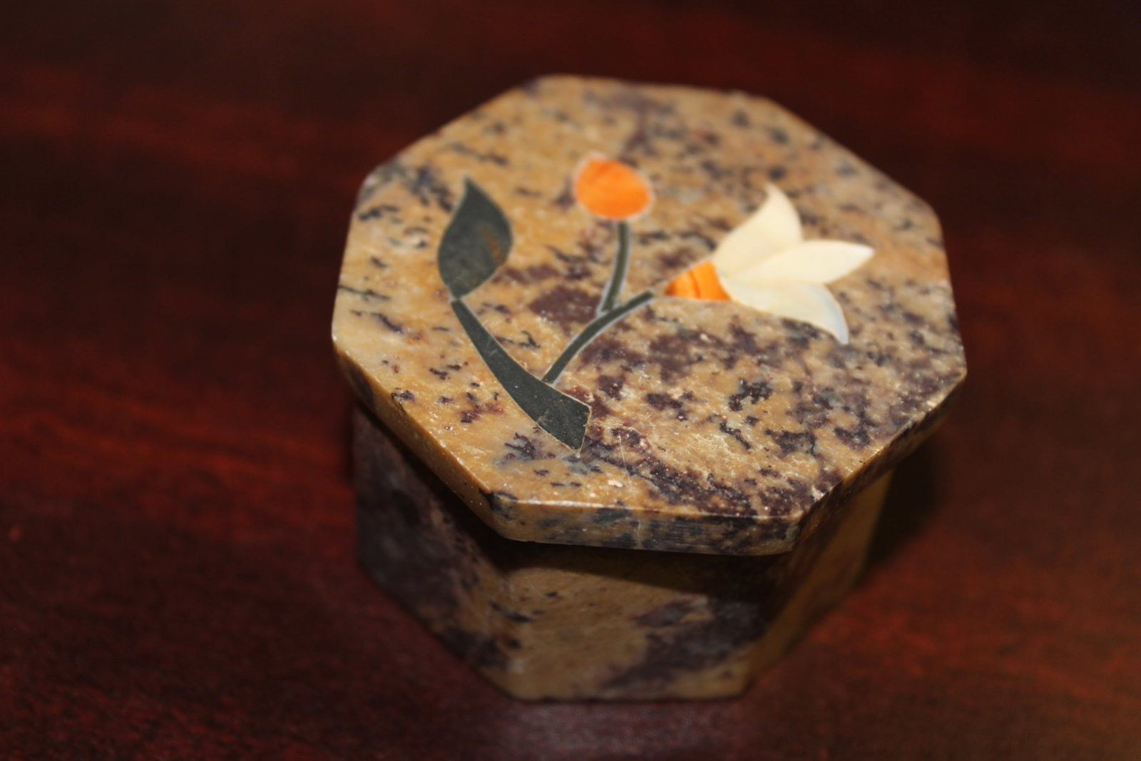 A Small Inlaid Stone Trinket Box: 2 1/4" across