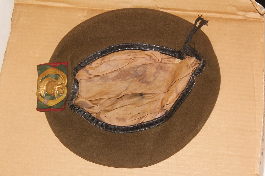 Military Beret: as shown