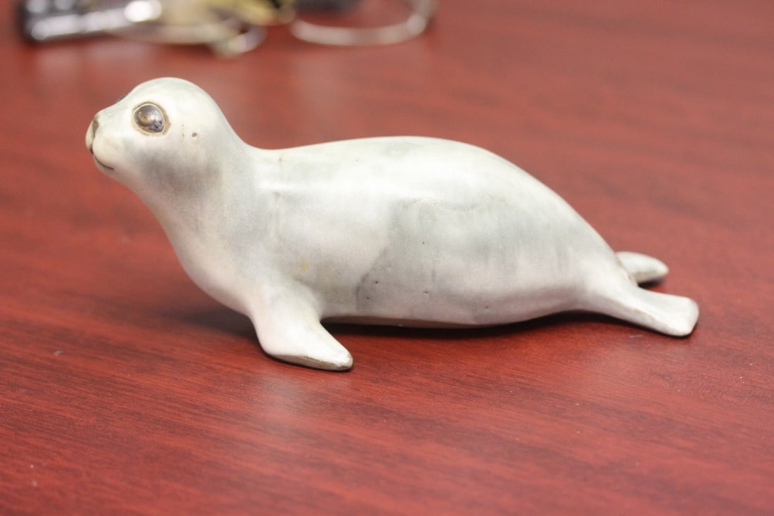 A Ceramic Seal: 6 5/8" long