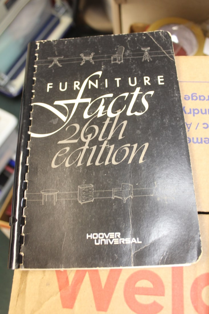 Furniture Facts: 26th edition - softcover binder