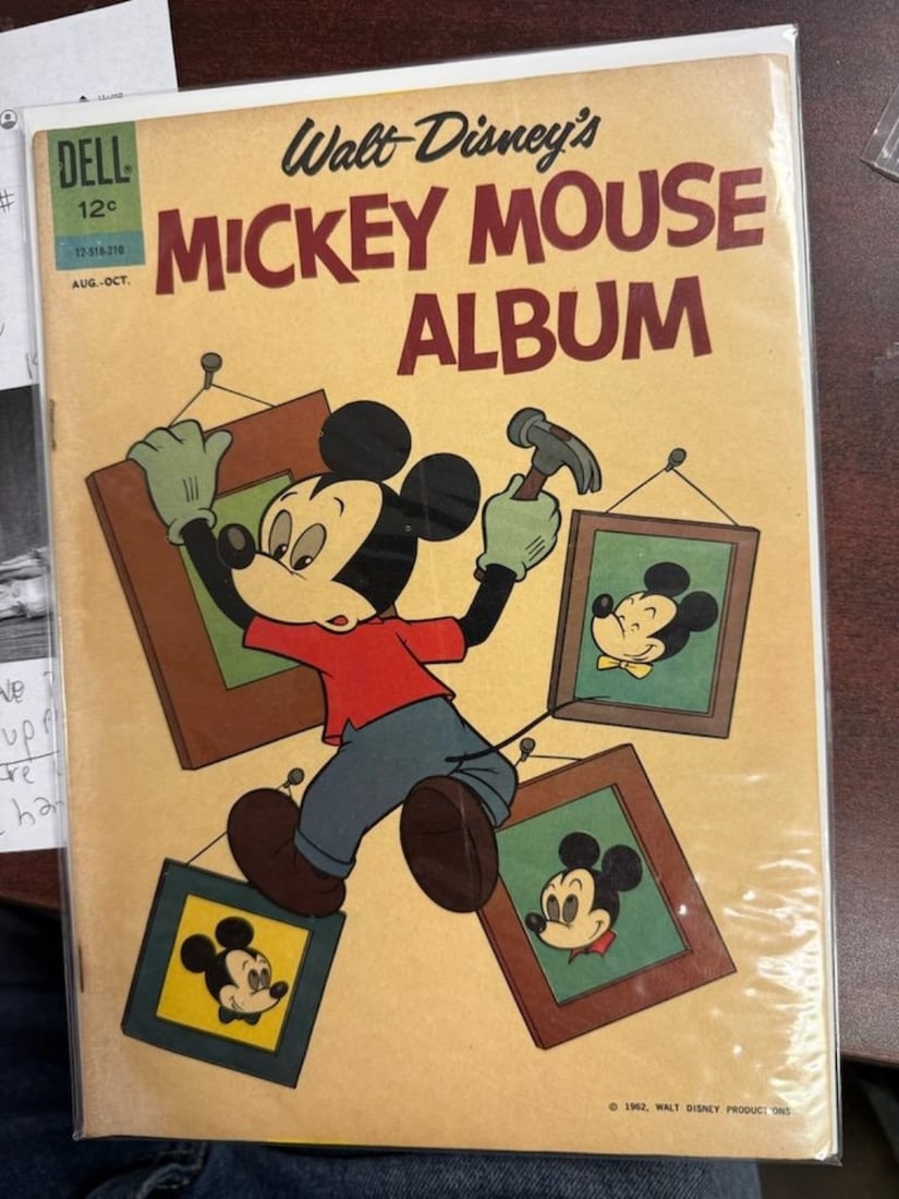 Walt Disney's Mickey Mouse Comic: as shown