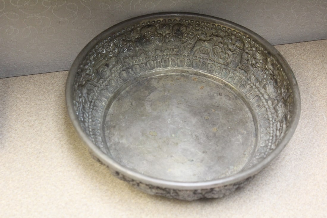 Baliness Silverplate Bowl (1 of 7)