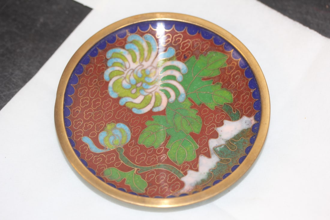 Chinese Cloisonne Small Dish: 4" in diameter