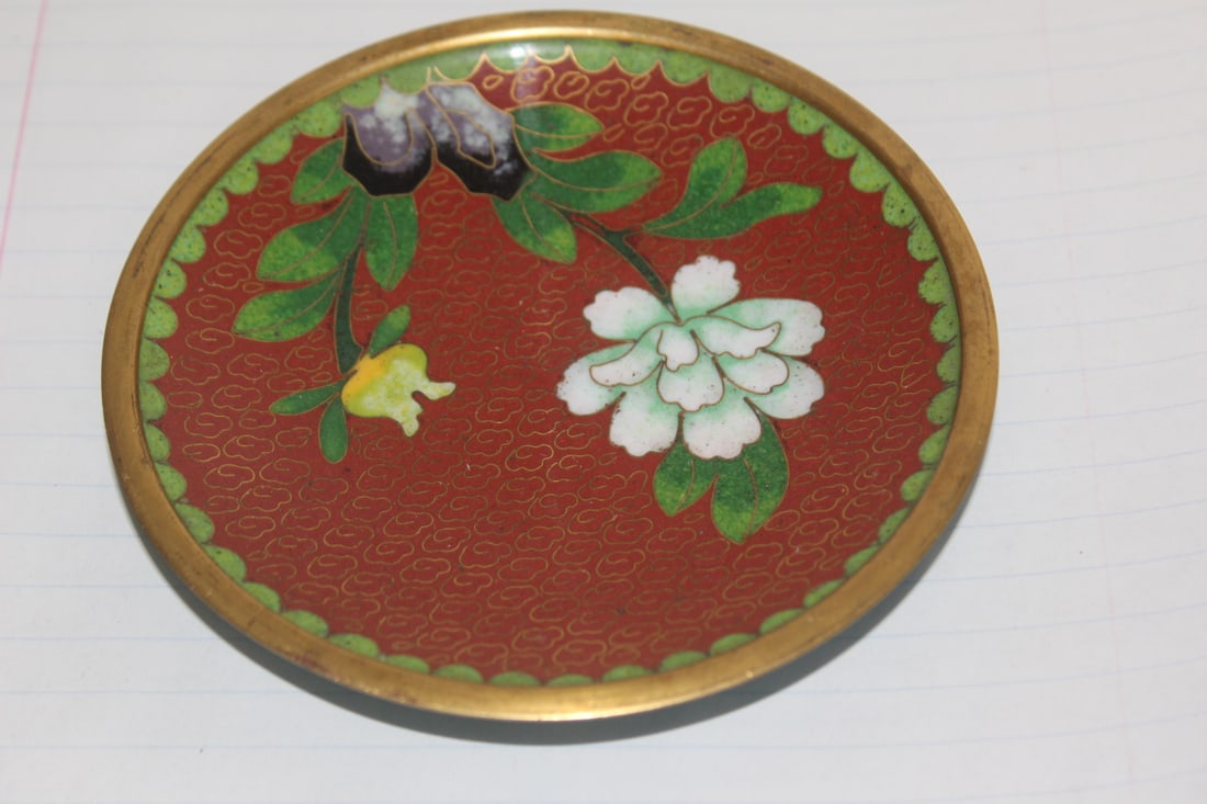 Small Chinese Cloisonne Dish: 4 1/4" in diameter