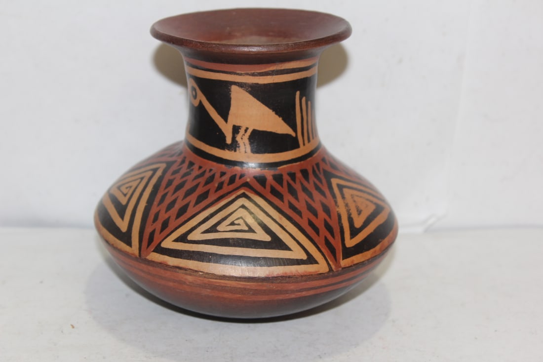 A Native American Vase: 5 1/4" tall