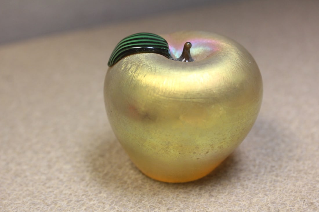 Iridesent glass apple: Signed, orient hume, paperweight, 3" tall