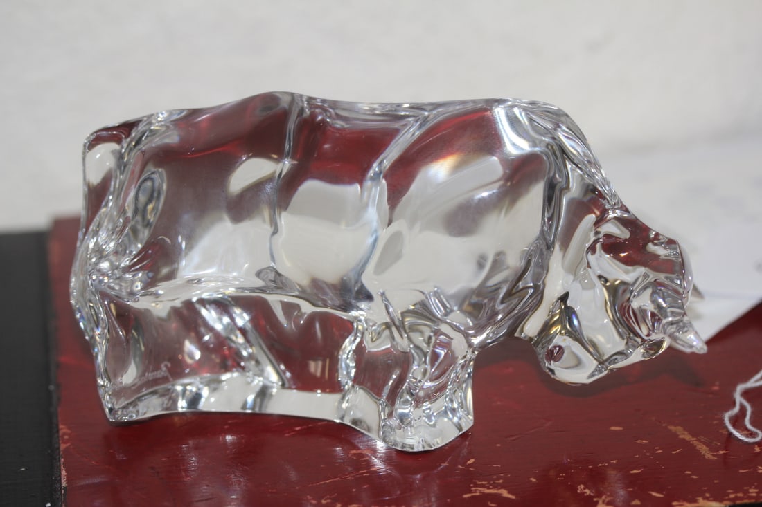 A Baccarat Bull: 6 1/4" across