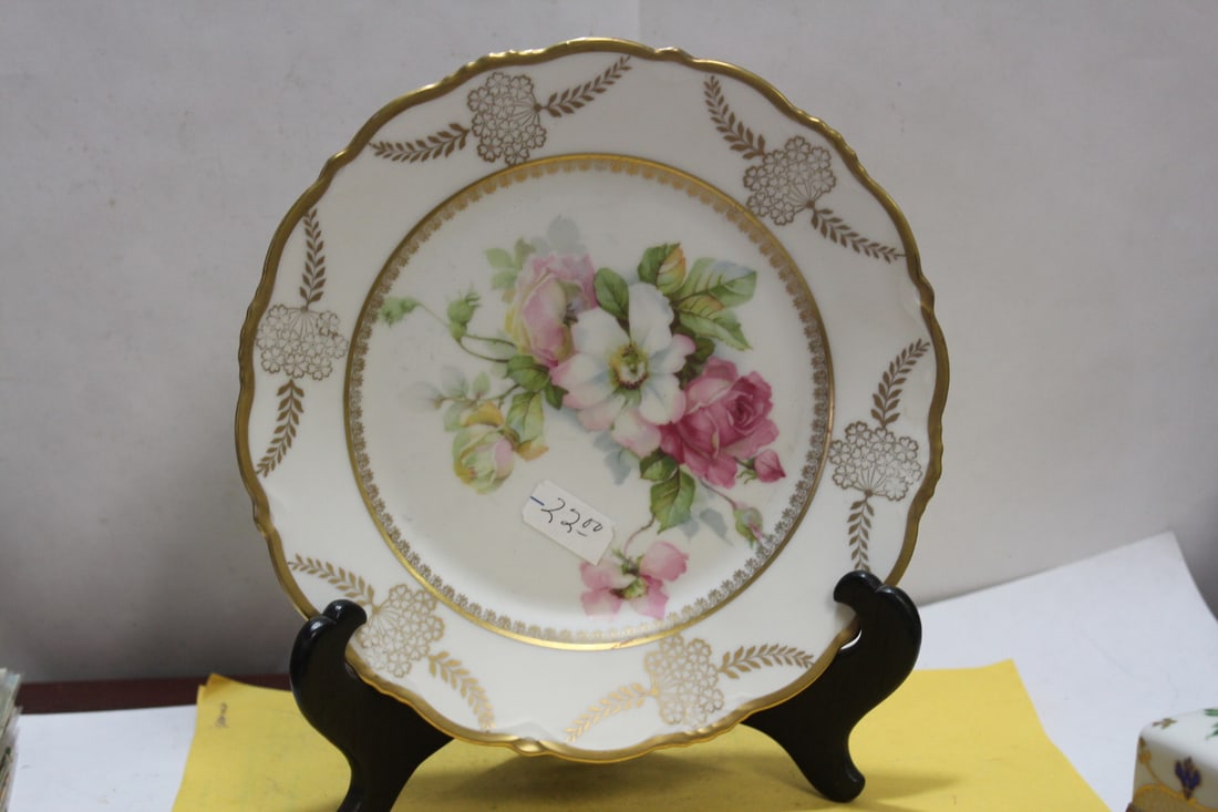 An Antique Rose Plate: 8 3/8" in diameter