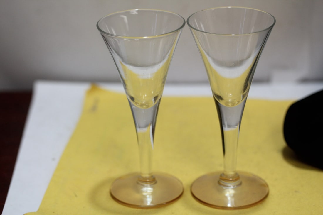 A Pair of Small Artglass Champagne Cups: one has a tiny flea bite - 4 1/8" tall