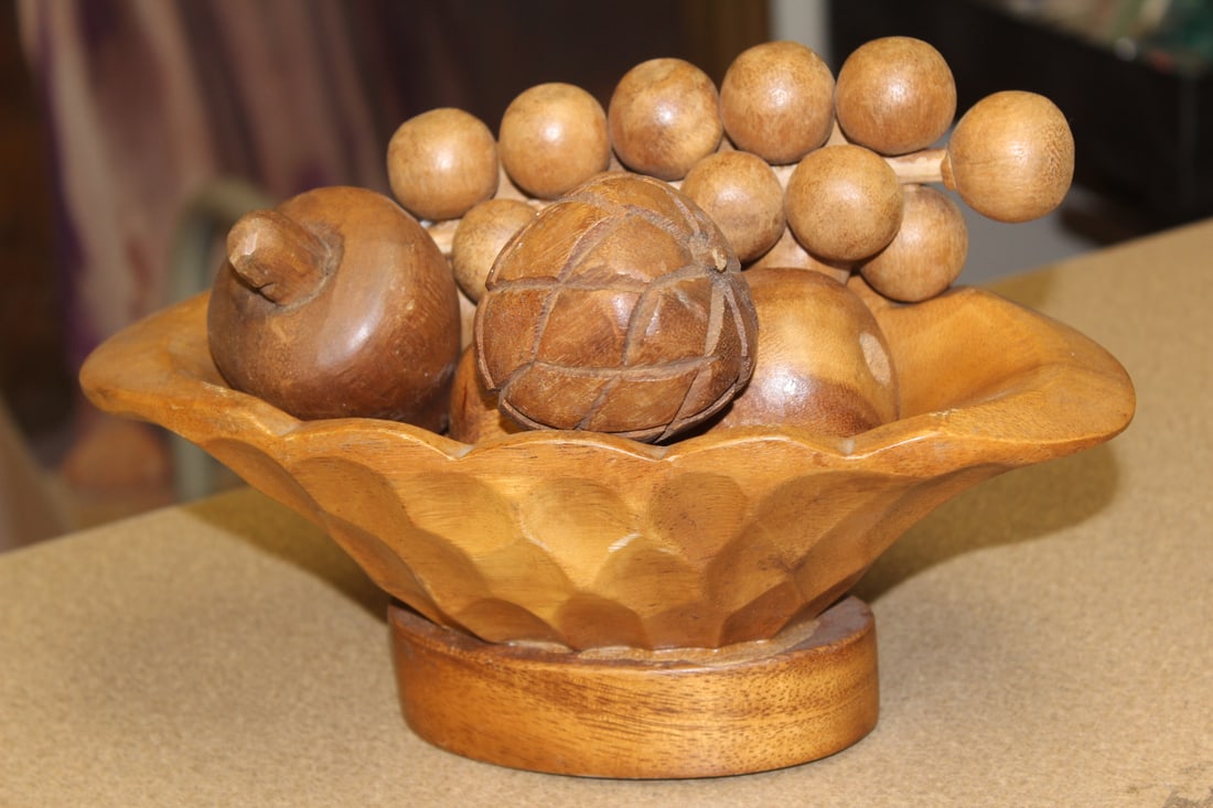 Wooden Fruit Bowl and Fruits: bowl - 10 1/2" wide