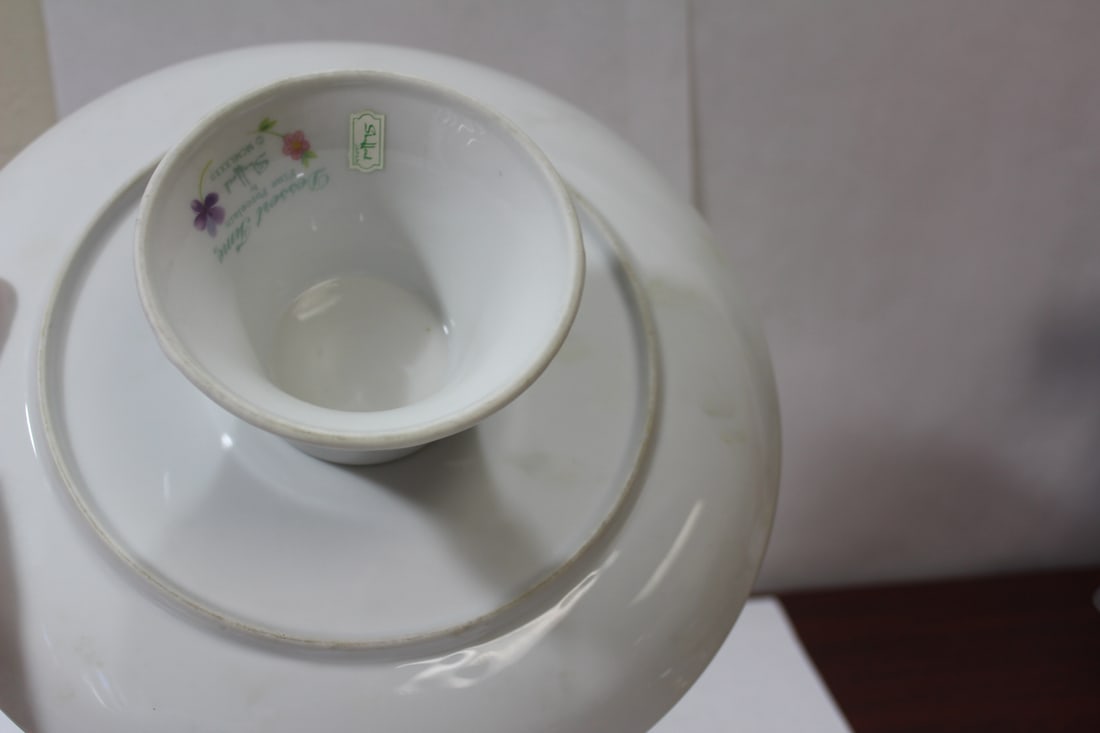 A Ceramic Cake Plate - 4