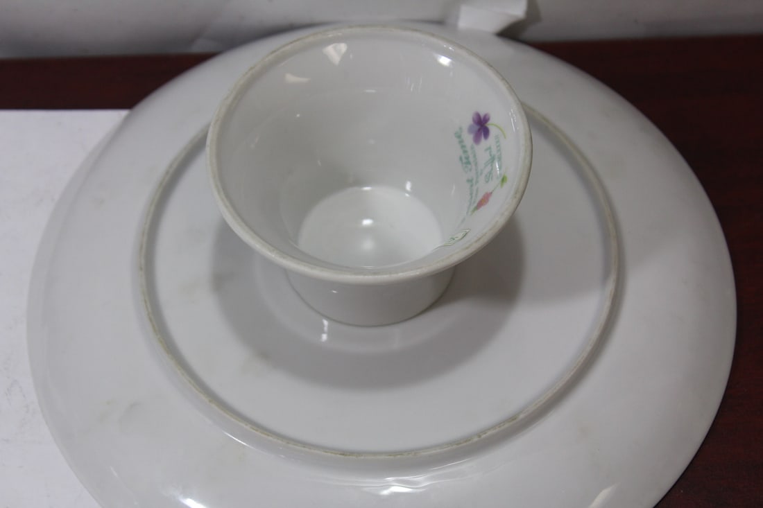 A Ceramic Cake Plate - 7