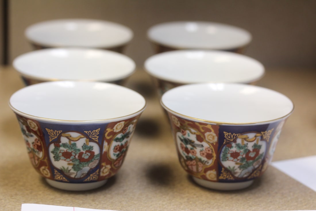 Set of 6 Gold Imari Cups: 3 5/8" in diameter each