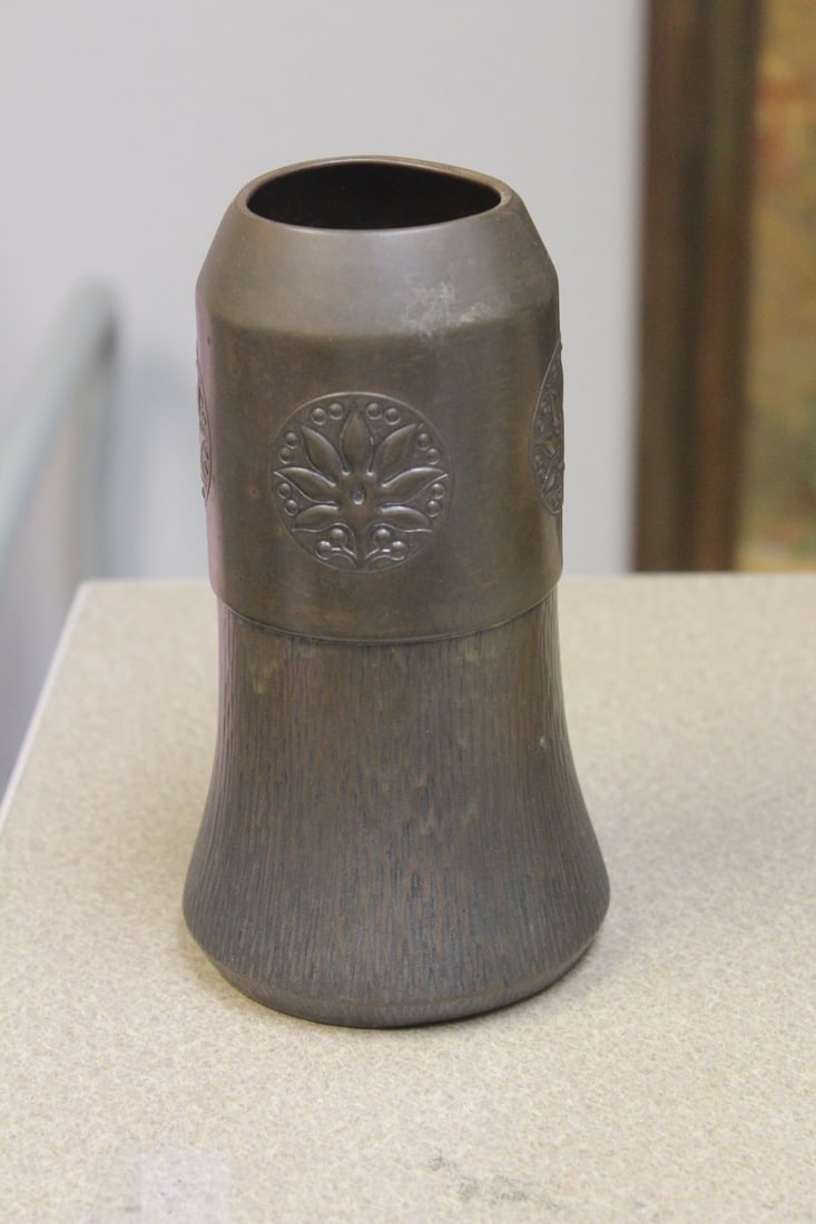 Some sort of Old or Antique Copper Vase?: please note: dents - 7 inches tall