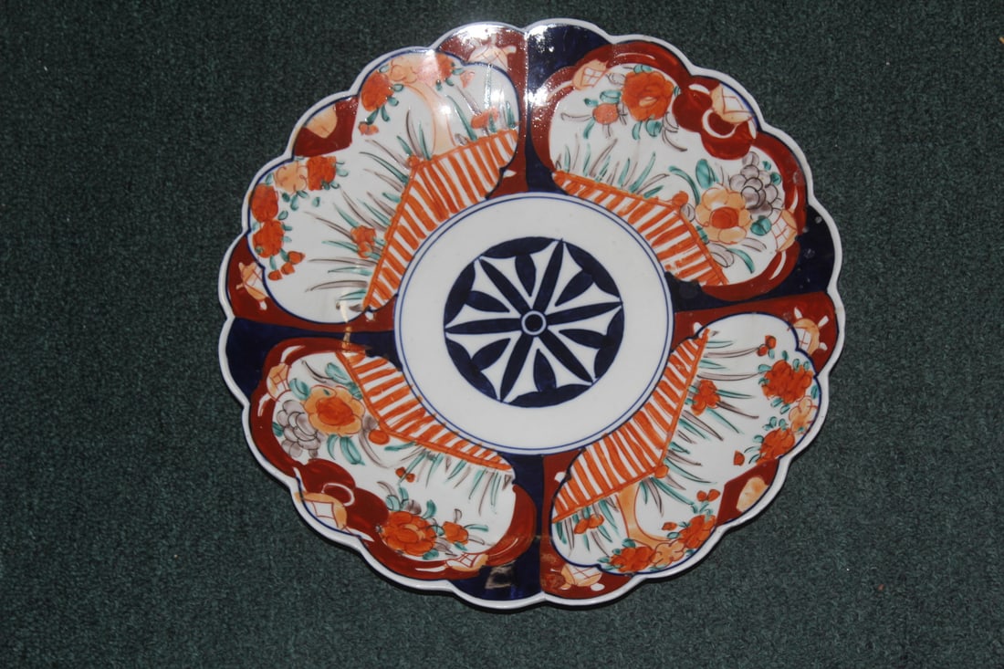 Antique Japanese Imari Plate: plate or charger - 19th century - 13 1/2 inches in diameter