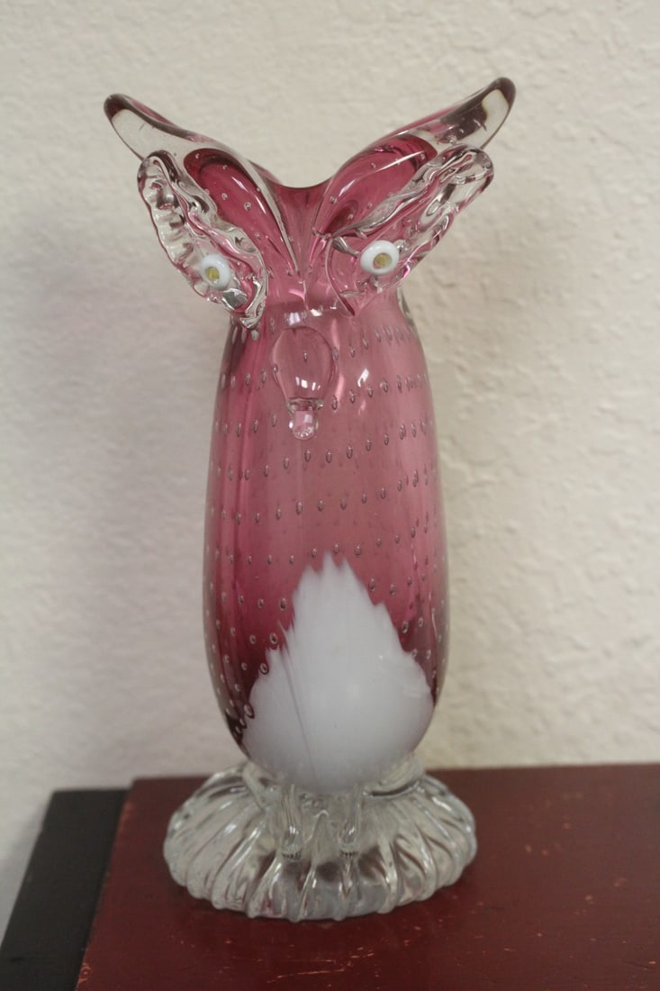 Control Bubble Art Glass Owl Vase: 10 inches tall