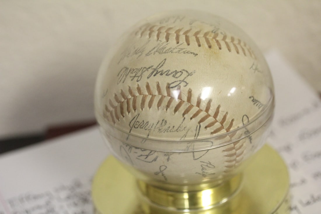 Print Signature of a Baseball Team: on a baseball - appeared to be all print signature