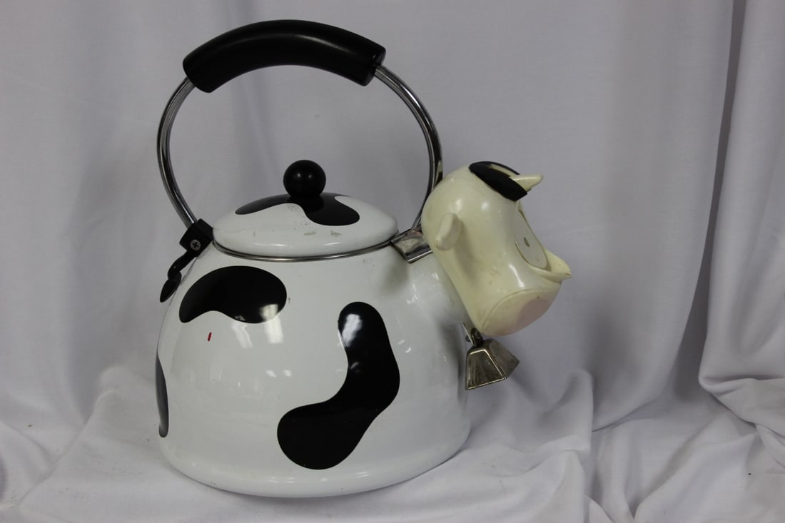 A Cow Form Kettle: 9 1/2" wide