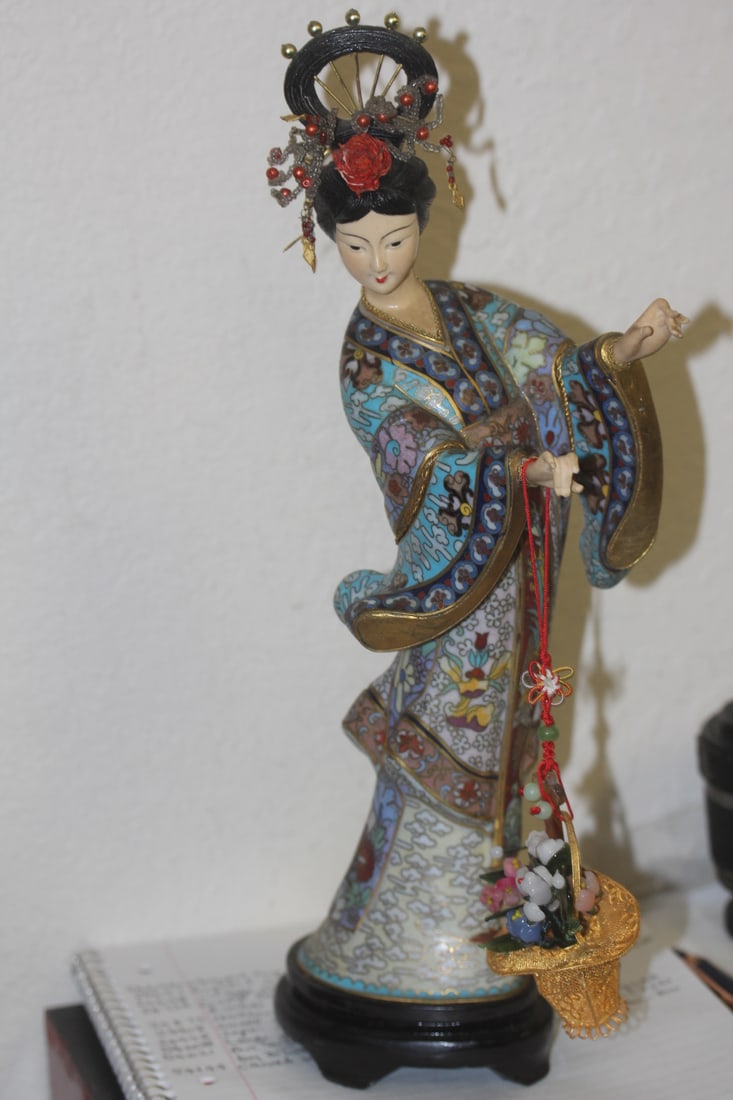 Chinese Cloisonne Beauty on Stand: overall= 14 inches tall
