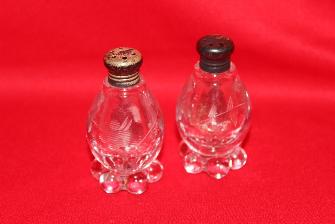 Sterling Silver Top, Glass Salt and Pepper Shaker: 3" tall