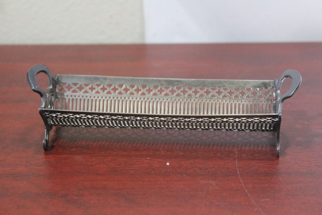 A Marked Silverplated Bench: marked: VanBergh sp Co - 6 3/8" across