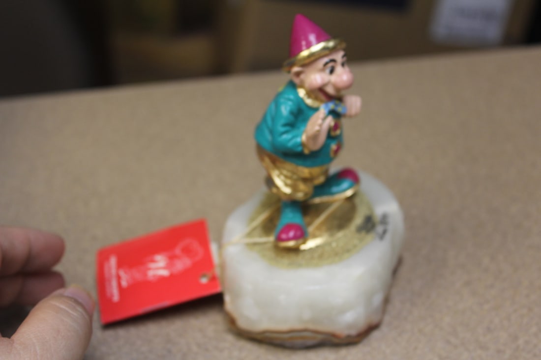 Ron Lee Signed Sculpture - 5