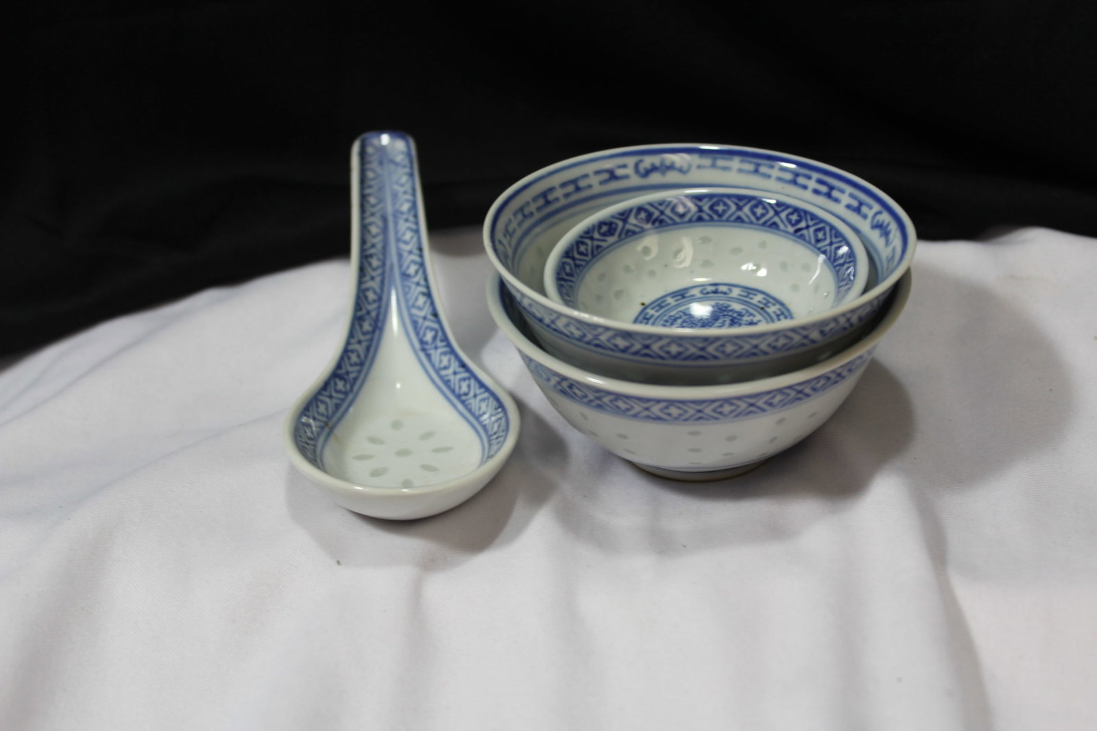 A Chinese Rice Pattern Articles (1 of 7)