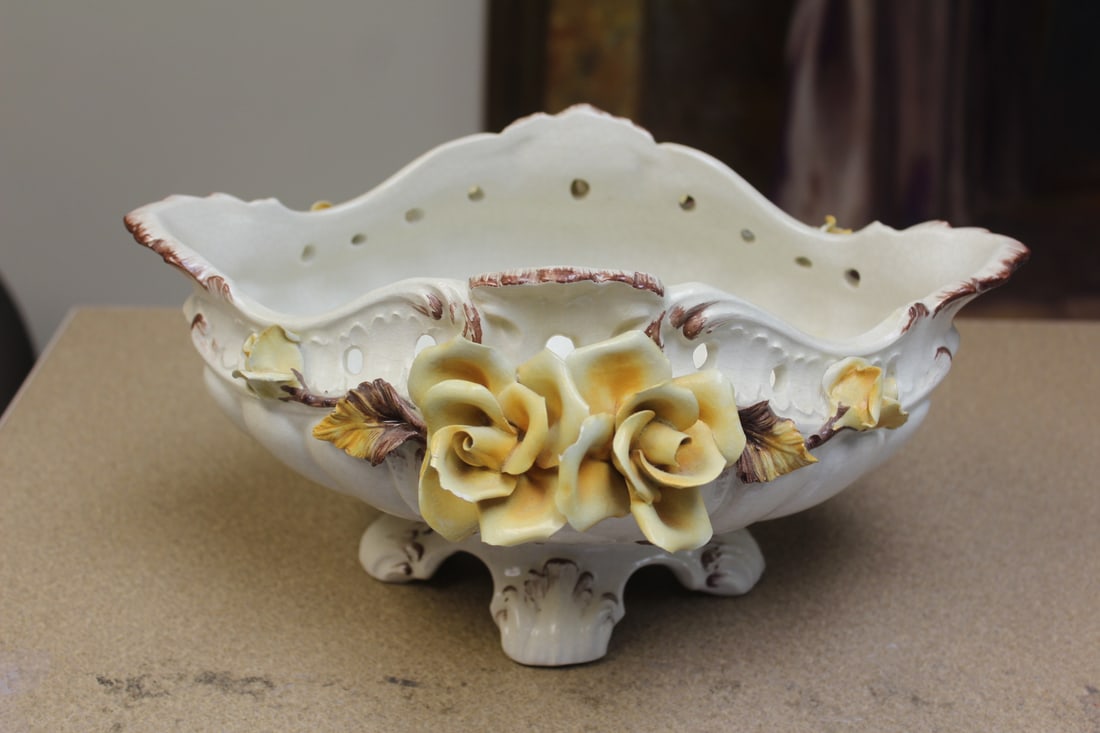Capodemonte or Style Floral Center Bowl: 12 3/8" across - please note: minor chip on the petal as shown