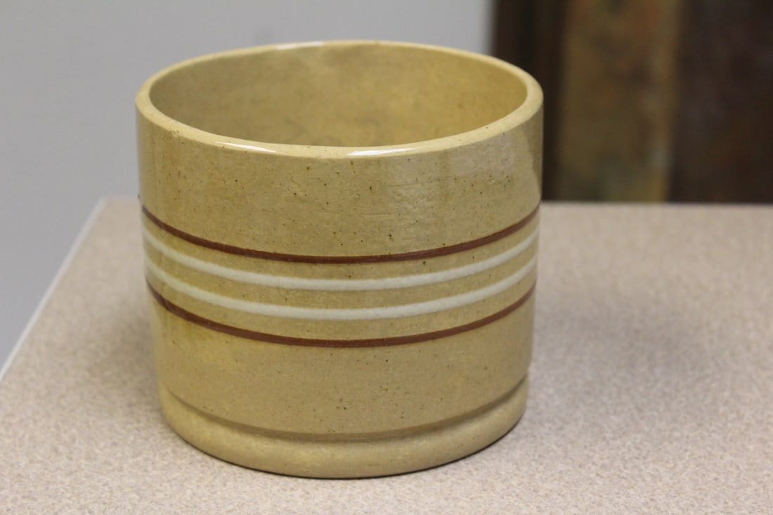 Unmarked Roseville Pottery Container: 19th century - 4 1/4" tall