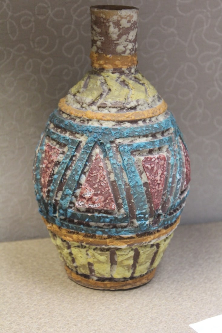 Decorative ceramic vase - 3