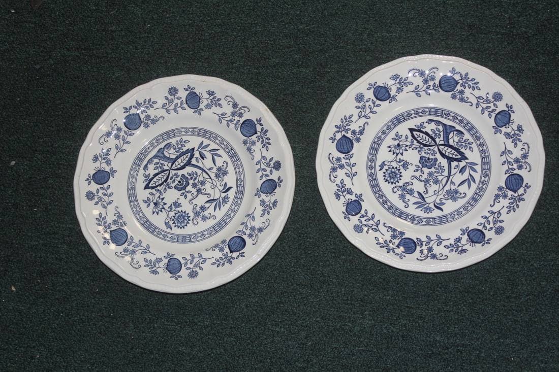 Set of 2 Kensington Plates: blue onion plates - made in England - 10 1/8" in diameter each