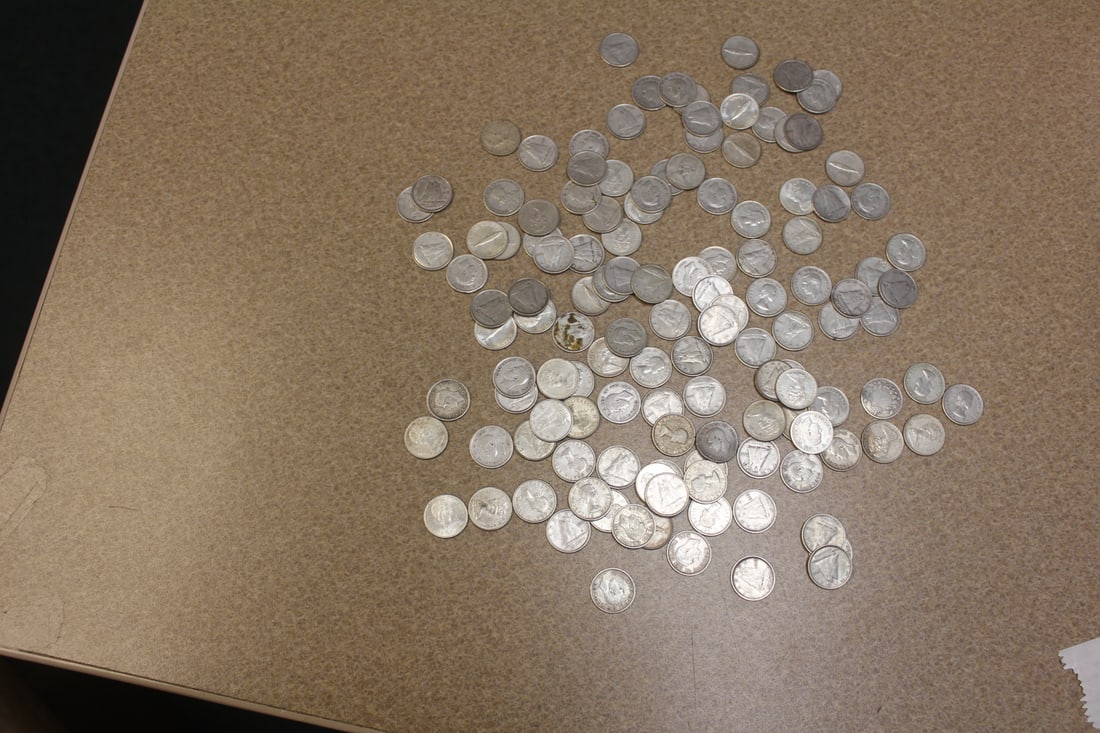 Lot of 130 Canadian Dimes: mostly 80% silver