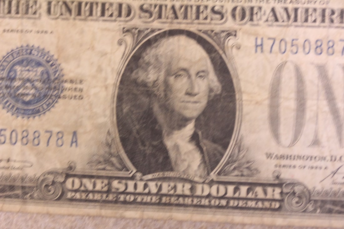 1928 Funny Back One Dollar Note - 4