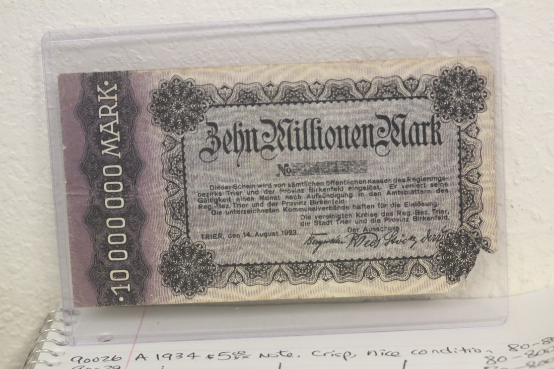1923 German 10 Million Mark Bank Note: as shown