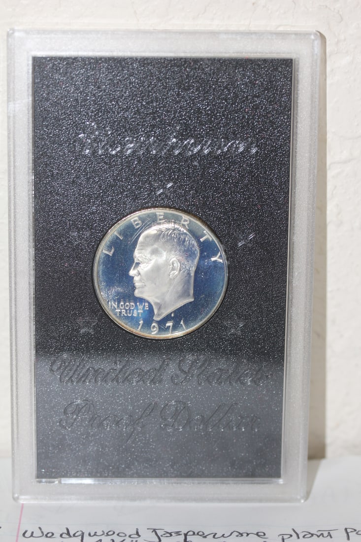 1971 Ike Proof Dollar: 40% silver