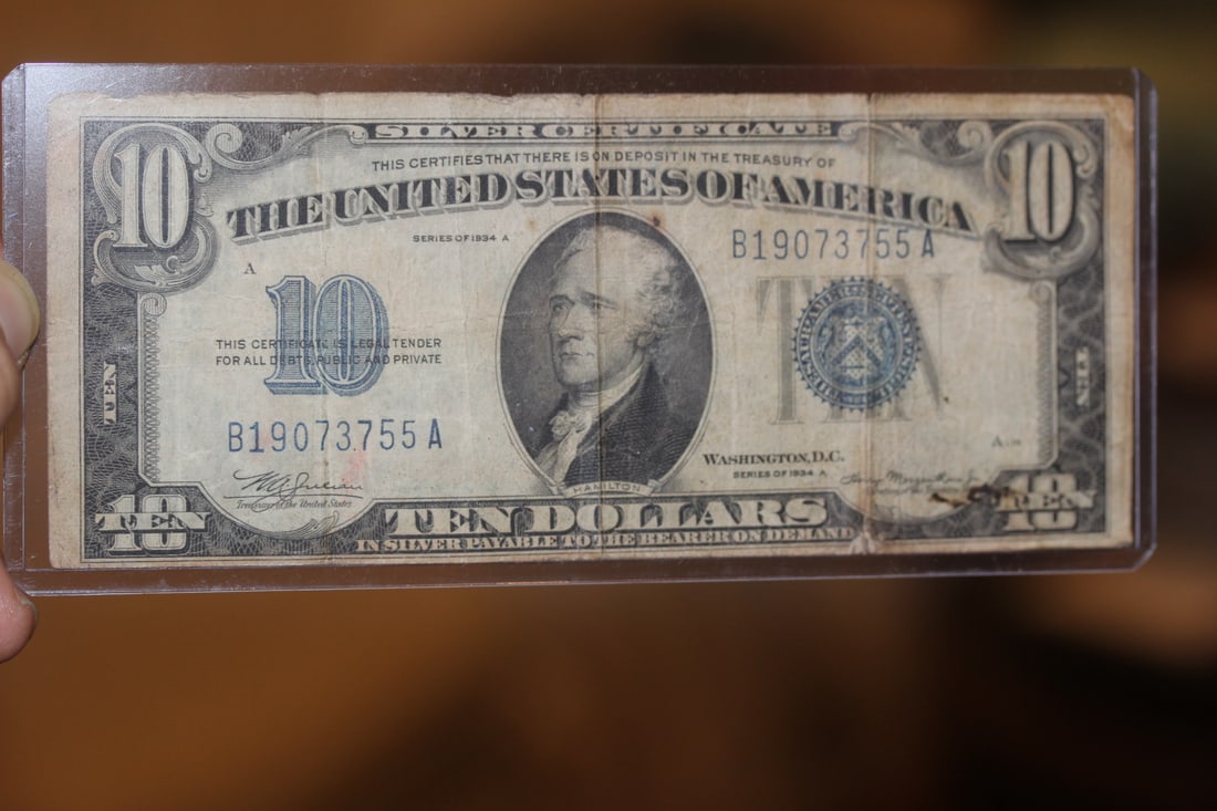 1934 $10.00 Note Blue Seal: as shown