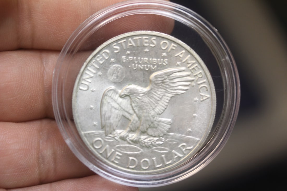 1972 Ike Dollar - 3