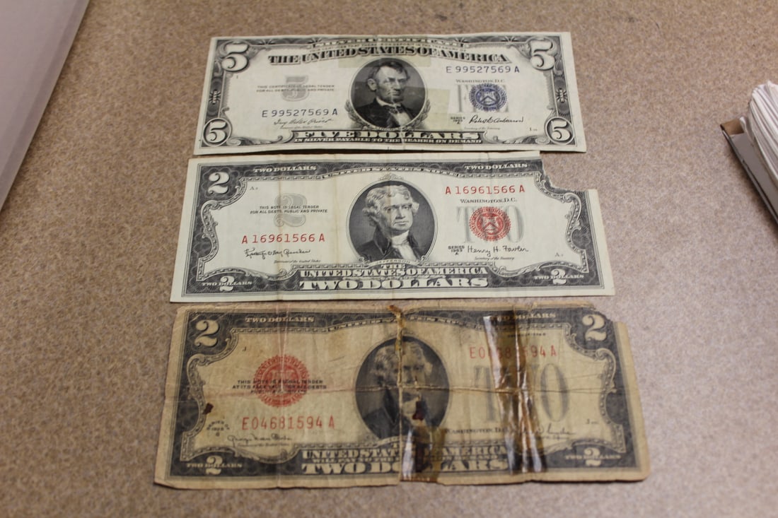 Lot of Three Bank Notes (1 of 2)