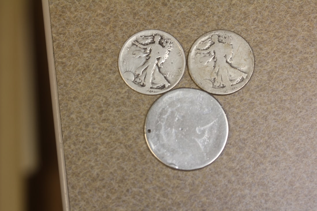 Lot of 3 coins: worn, cull, please see images for condition, 2 1920 silver halves and an 1882