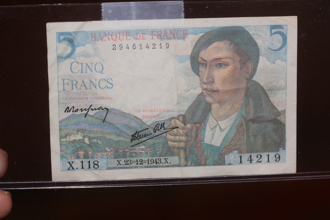 World War II France 5 cinq Bank Note: as shown